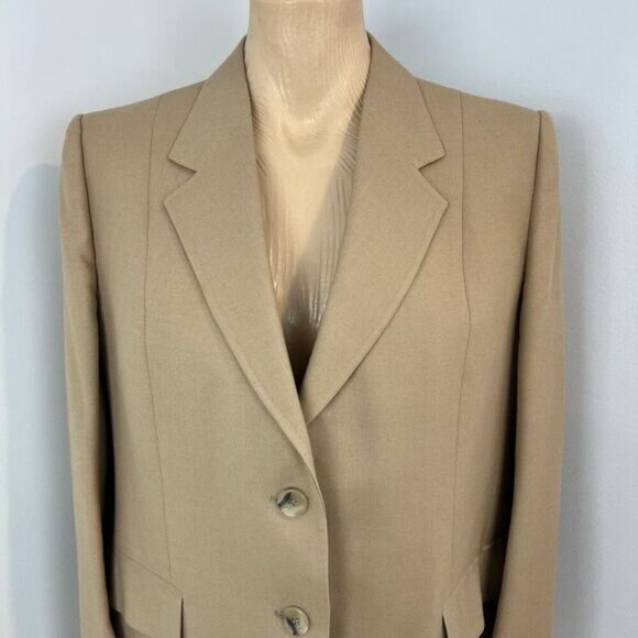 Vintage Women’s Medium Tan Wool Classic Suit Jacket Blazer Sports Coat 2 Button - Picture 10 of 14